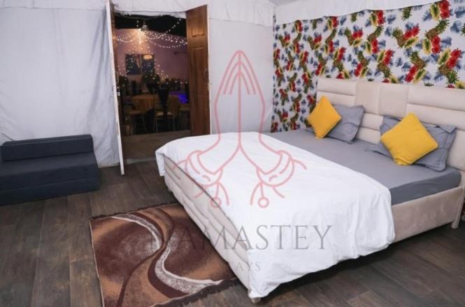 Luxury Farmhouse In Chhatarpur With Pool 新德里 外观 照片